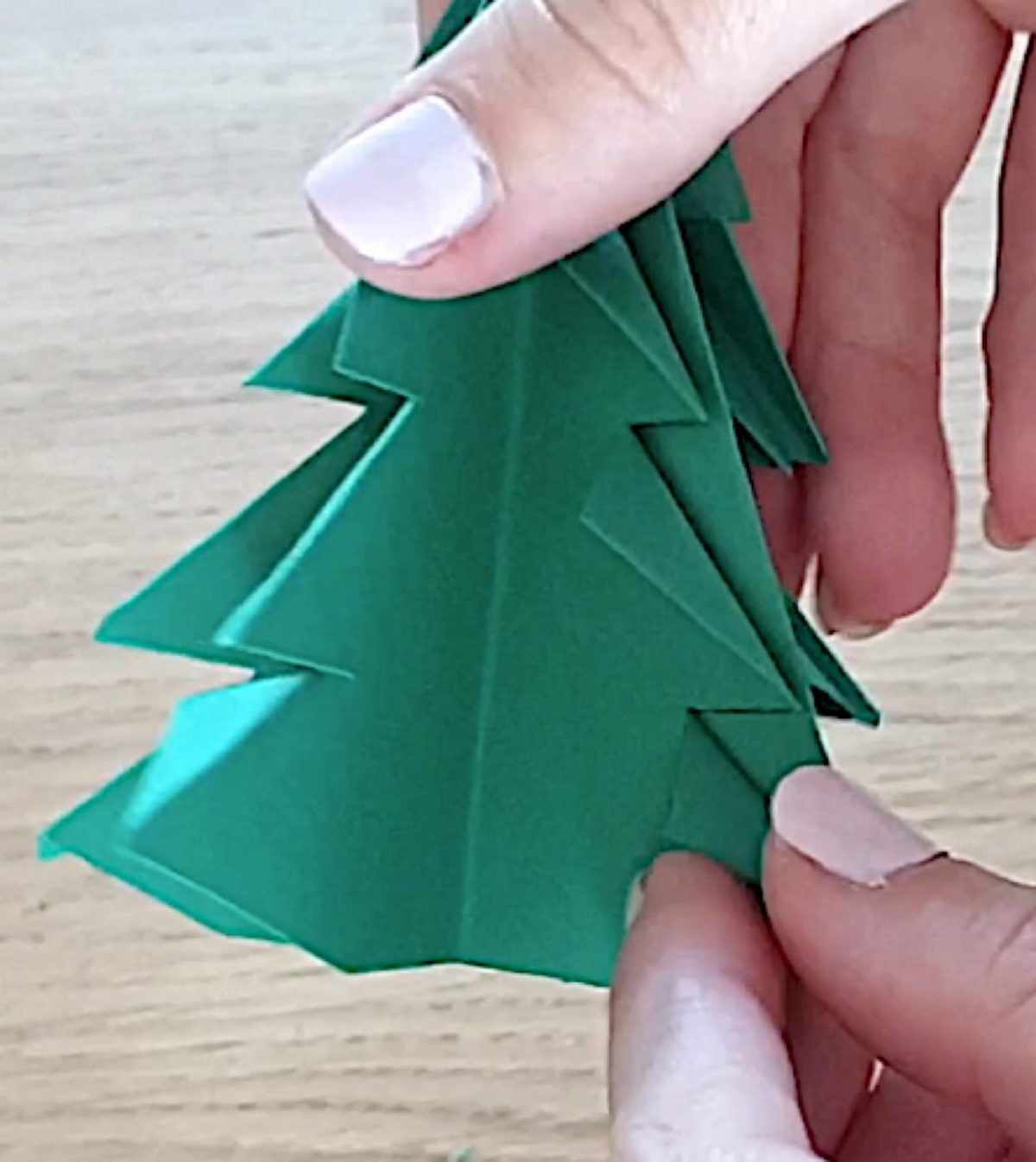 Comment Réaliser Un Sapin De Noël En Origami 3D - Origami 3D avec Origami Sapin De Noel 