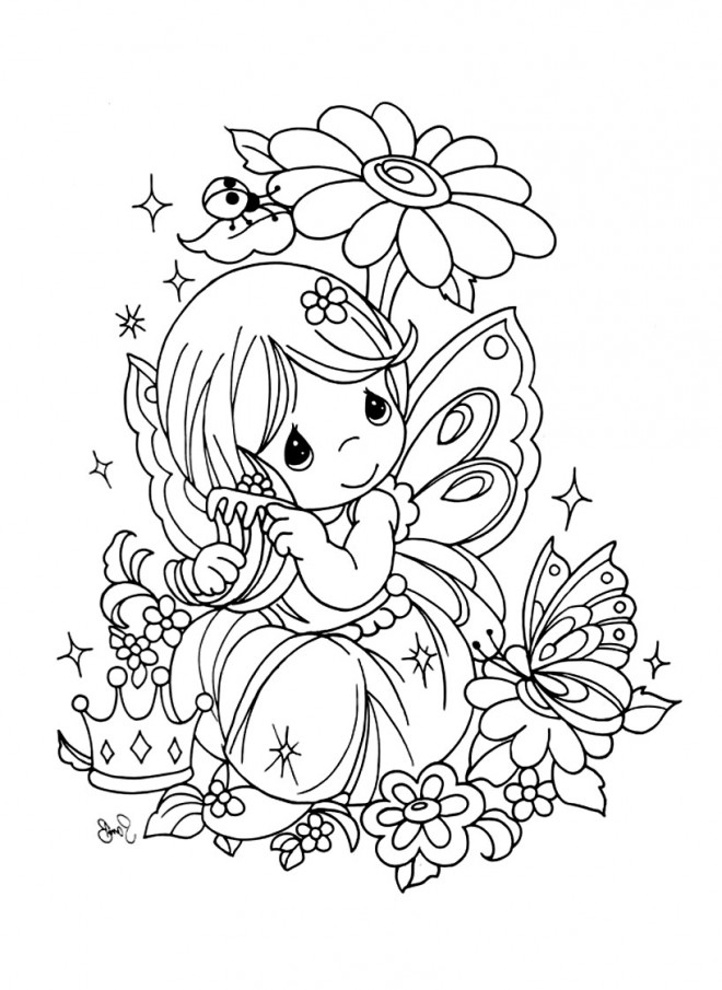 Coloriage Fille Mignonne Dans La Nature Dessin Gratuit À tout Coloriage De Fille