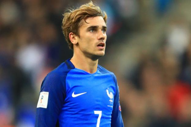 Foot – Sondage – Antoine Griezmann Et Hugo Lloris Plaisent serapportantà Coloriage Hugo Lloris