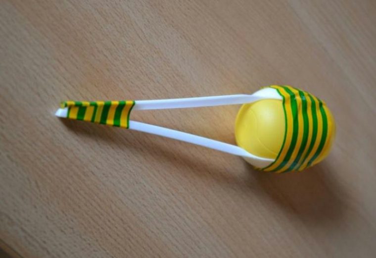 Diy Maracas Facile – Idées Et Conseils Activité Manuelle intérieur Maracas Maternelle