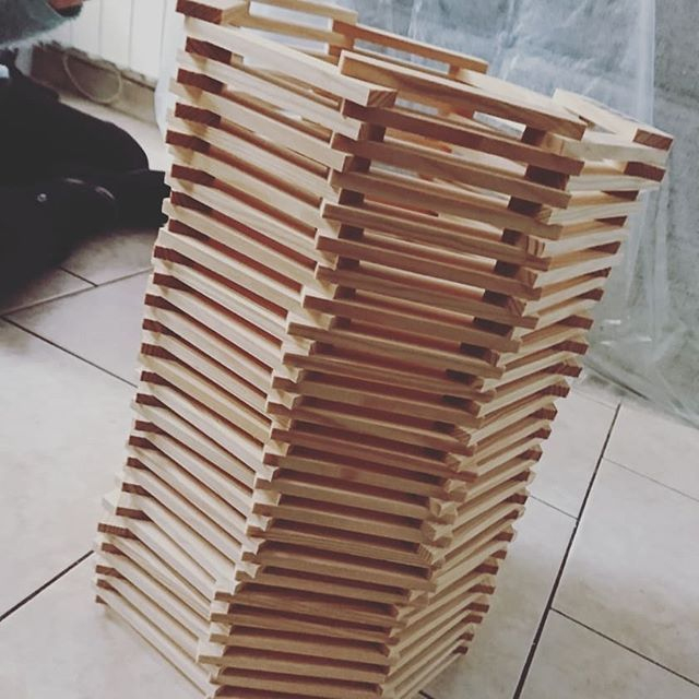 Épinglé Par Emeline De B Sur Kapla | Kapla, Jouet, Instagram à Construction Maison Kapla Facile