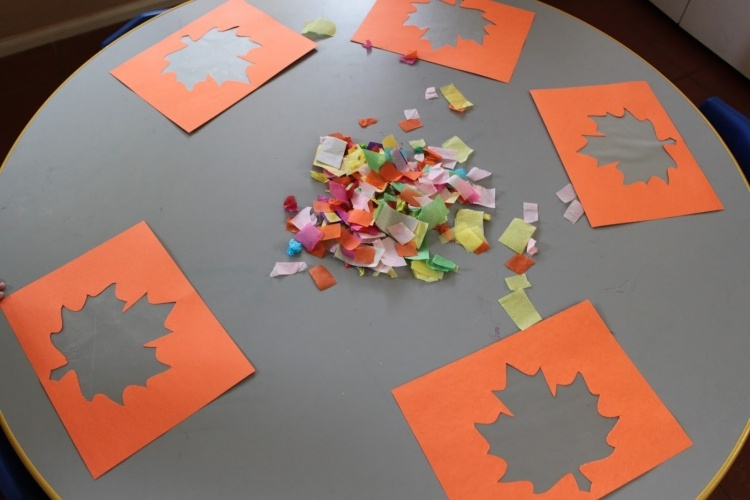 Fensterdeko Herbst: 15 Bastelideen Zu Herbstdeko Für pour Herbstdeko Basteln Kindergarten