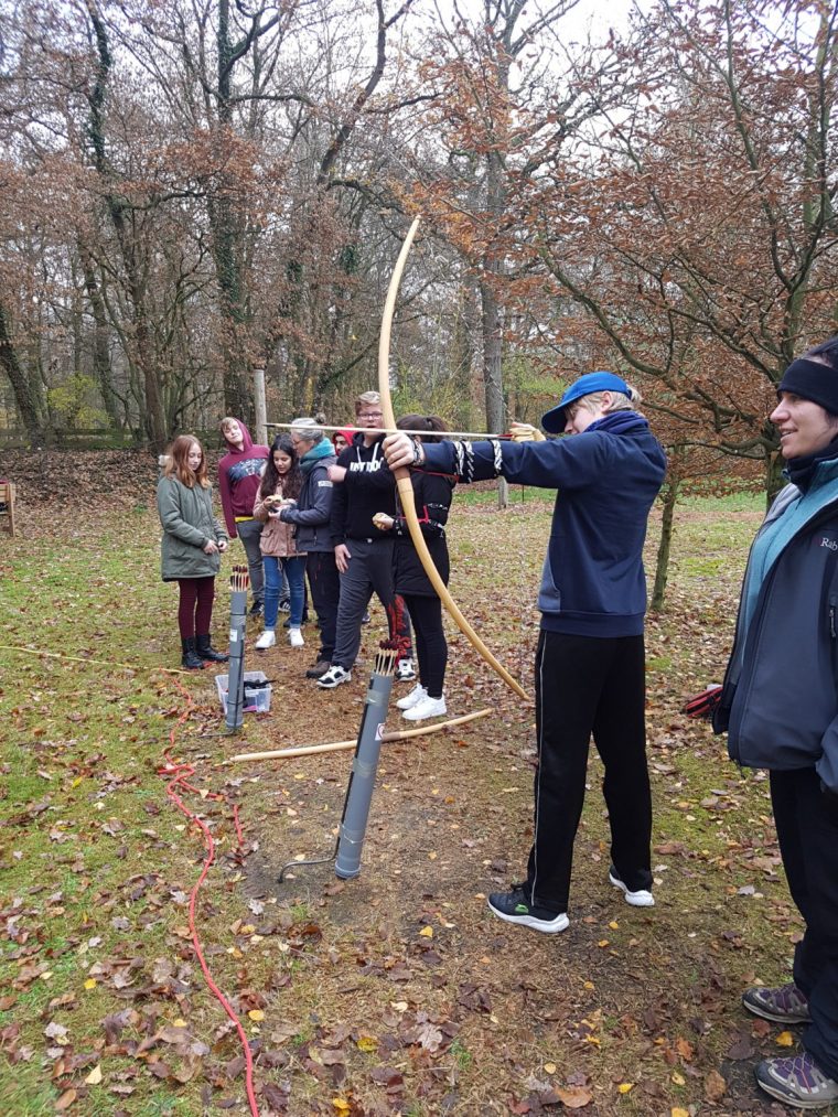 Fotos – Bogenschießen 2019 – Hauptschule Sophienstraße pour Bogenschießen Bilder