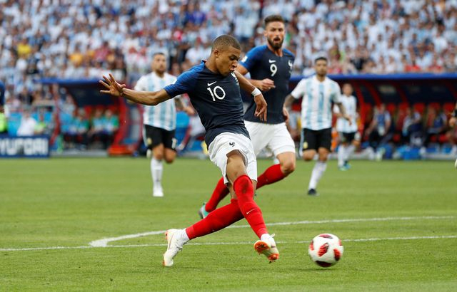 France-Argentine : Les Géniales Fulgurances Des Bleus – L concernant Coloriage Coupe Du Monde 2018 France