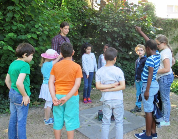 Garten Der Religionen – In Via – Katholischer Verband Für pour Religionen Für Kinder