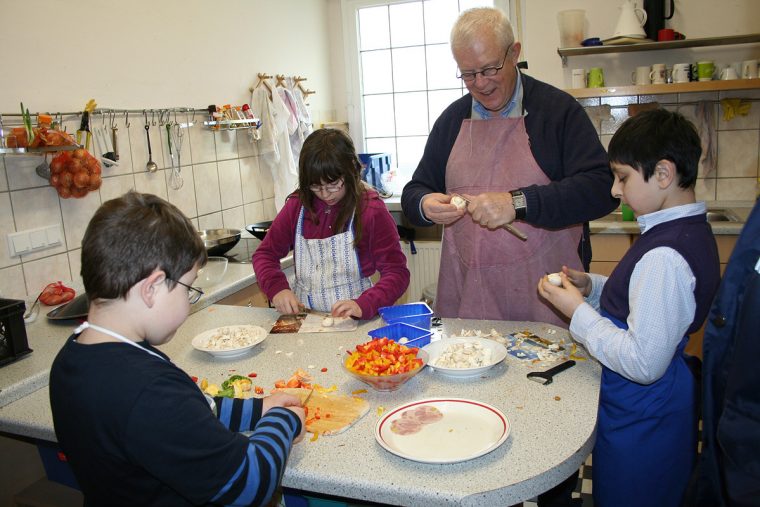 Gesund Kochen | Unternehmen Zündfunke Im Kinderhaus Luise pour Kochen Im Kindergarten