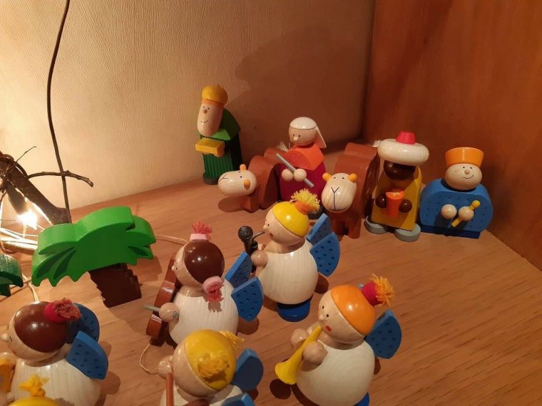 Haba Krippe Und Engel Rar Weihnachtsdeko Für Kinder In concernant Weihnachtsdeko Für Kinder