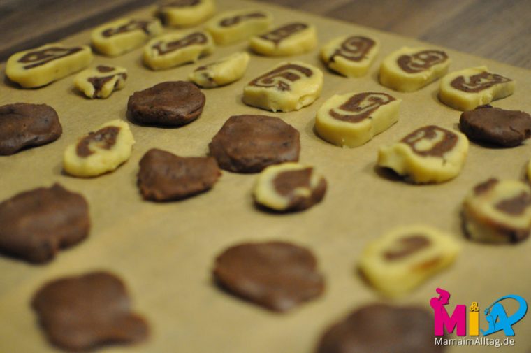 Kekse Und Plätzchen Backen Mit Kleinen Kindern avec Kekse Backen Mit Kindern