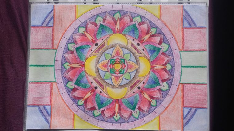 Le Coloriage Mandala Haut En Couleur De Julien T – Dessin pour En Couleur