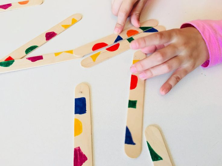 Pin Auf Kinder destiné Farbenspiele Im Kindergarten