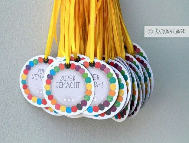 Pin By Ulla Sko On Karten Zum Geburtstag | Kids Party concernant Medaillen Für Kinder