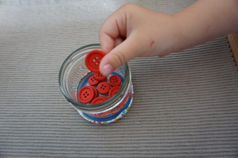 So Lernen Kinder Ganz Spielerisch Die Farben : Kinder destiné Kindergartenprojekt Farben