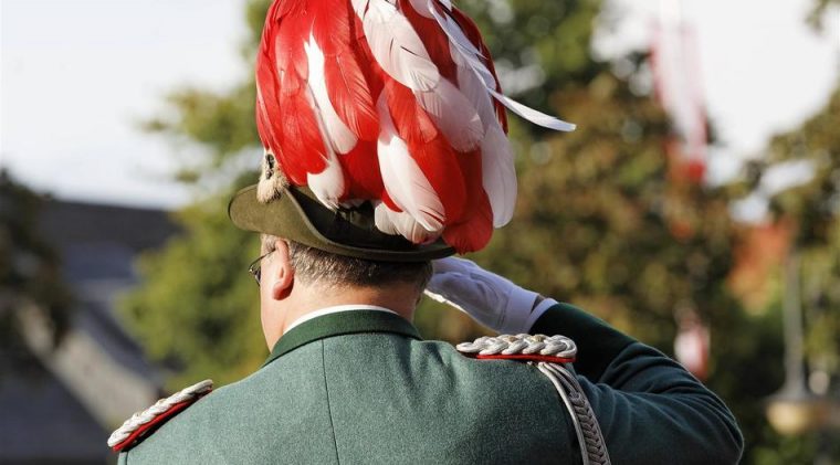 Stolberg: Schützenbruderschaften: Für Sitte, Heimat Und encequiconcerne Muslimischer Glauben