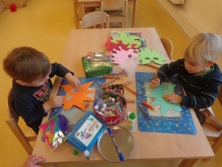 Basteln In Der Krippe – Dekoration Zu Fasching (Teil 2 tout Basteln Mit Krippenkindern