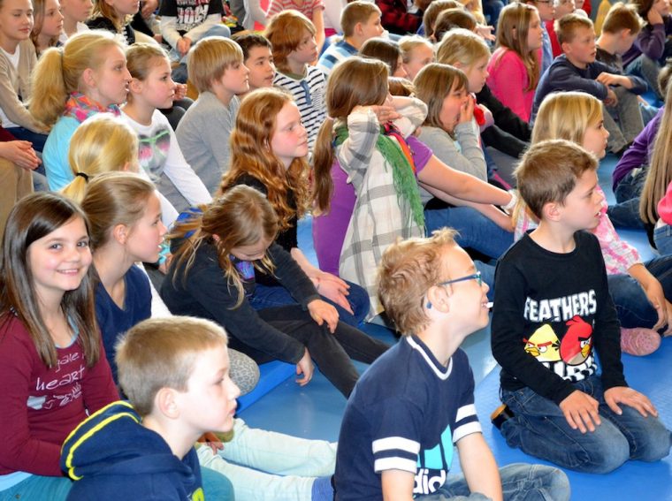 "Hänsel Und Gretel" | Grundschule Nierstein tout Hänsel Und Gretel Zusammenfassung