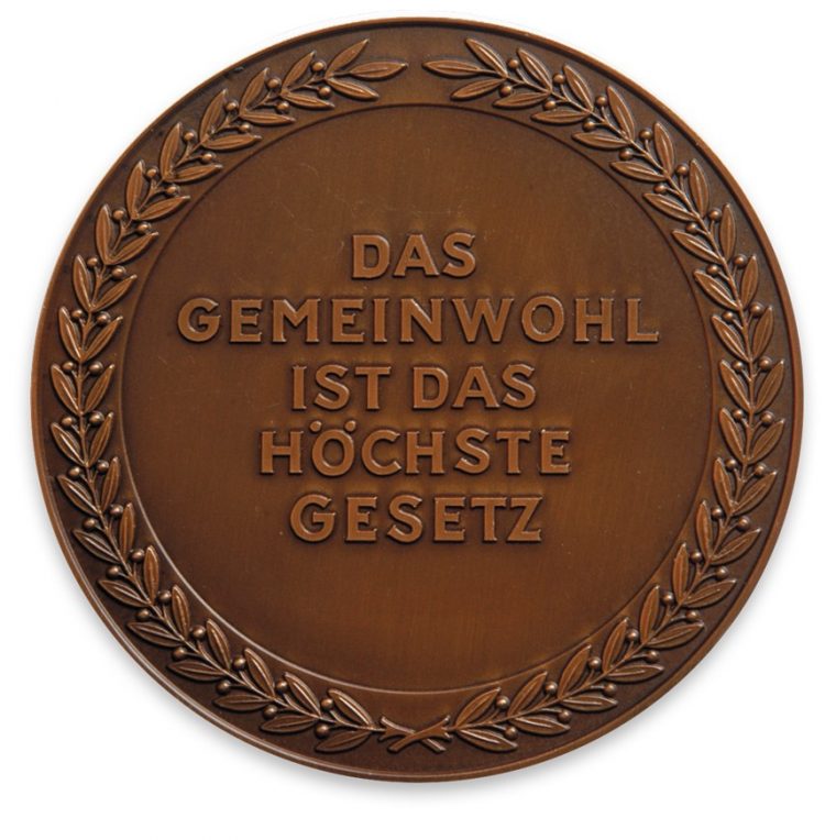 Medaille Für Treue Arbeit Im Dienste Des Volkes, Hamburg à Medaille Für Kinderolympiade