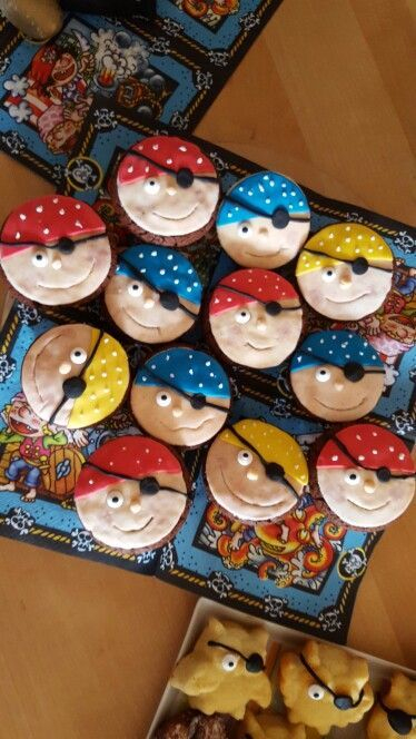 Piratenmuffins - Leckereien - #Leckereien #Piratenmuffins encequiconcerne Piratenfest Kindergeburtstag