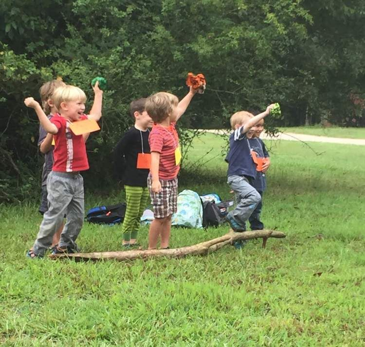 Spiele Im Garten -13 Ideen Für Outdoor Bewegungsspiele Für destiné Kinder Bewegungsspiele