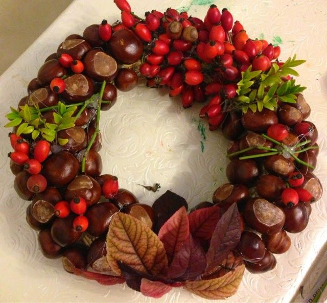 Wer Braucht Schon Einen Herbstkranz? (Mit Bildern dedans Herbstdeko Basteln Mit Kastanien