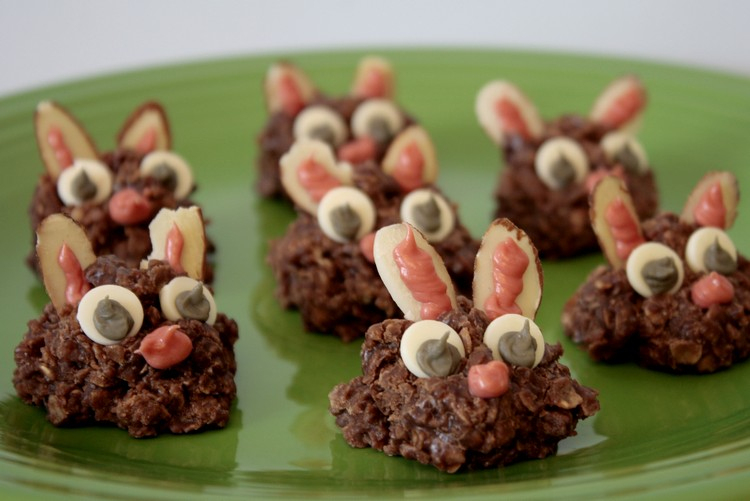 Zu Ostern Backen Mit Kindern – Einfache Rezepte Und Deko Ideen pour Backen Mit Kindern Rezepte