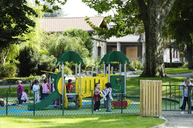 Aires De Jeux Pour Enfants – Ville De Saint-Chamond avec Jeux Enfants St Joseph