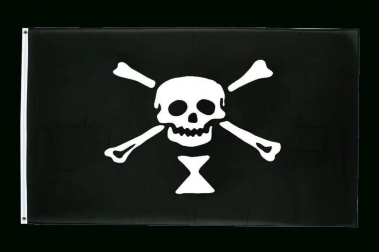 Drapeau Pirate Emmanuel Wynne | Drapeau Pirate, Drapeau intérieur Fabriquac Un Drapeau De Pirates One Piece