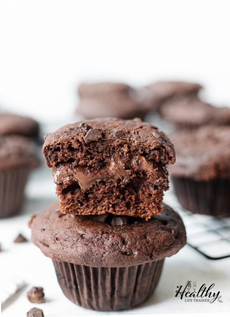 Nutella Stuffed Chocolate Muffin Recipe-Healthy Life Trainer serapportantà Toque De Choc Muffin Nutella