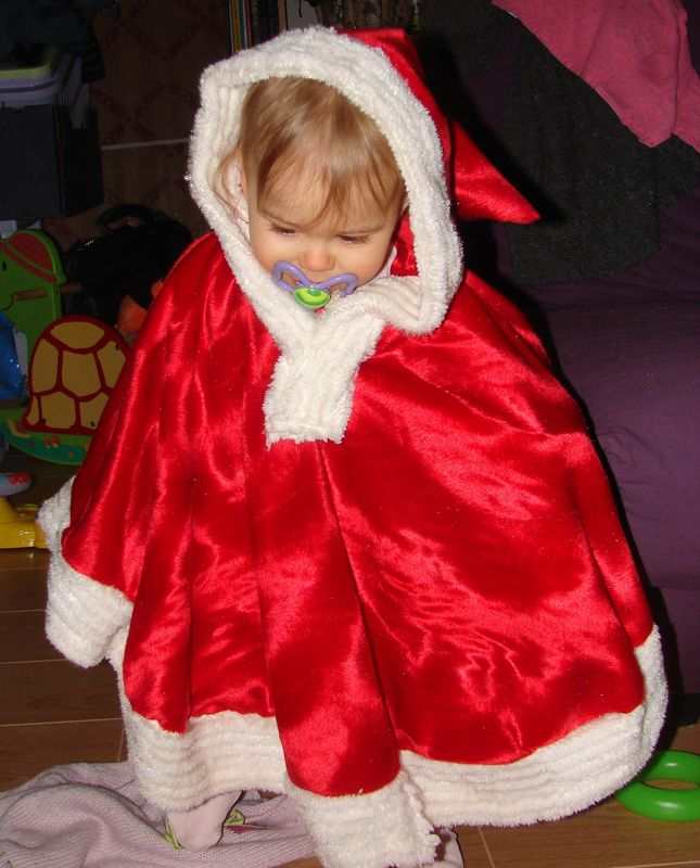 Dans Son Manteau Rouge Et Blanc – Lutinelle Ou Le Lutin Laborieux serapportantà Dans Son Manteau Rouge Et Blanc