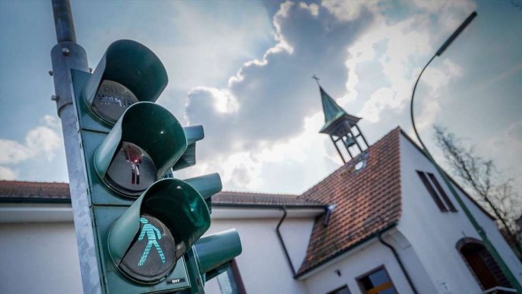 In Bergkamen Gibt Es Die Ersten Römer Als Ampelmännchen | Bergkamen à Roemer Bauen Acuqdukten