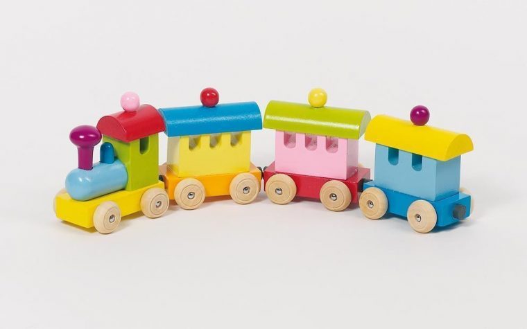 Thomas Le Petit Train Jouet – Trendyyy encequiconcerne Tom Le Train Apprendre L'Alphabet